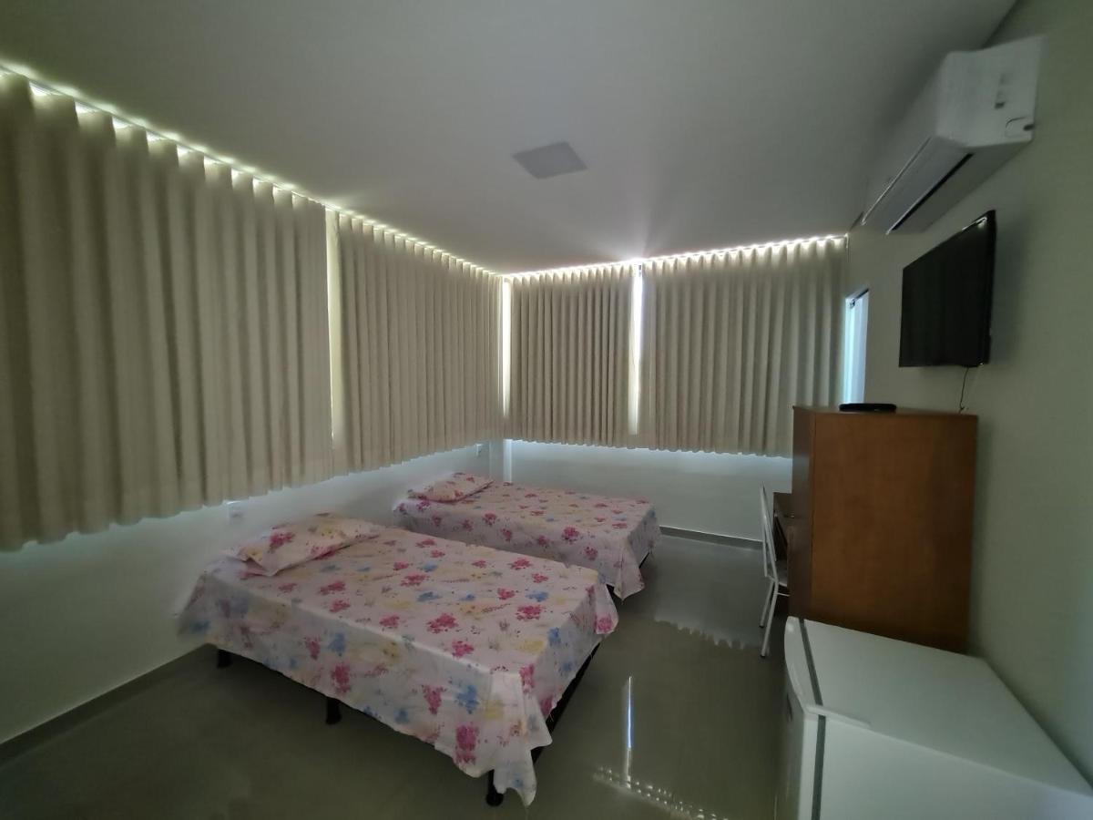 Hotel Avelar Ribeirao das Neves Bagian luar foto
