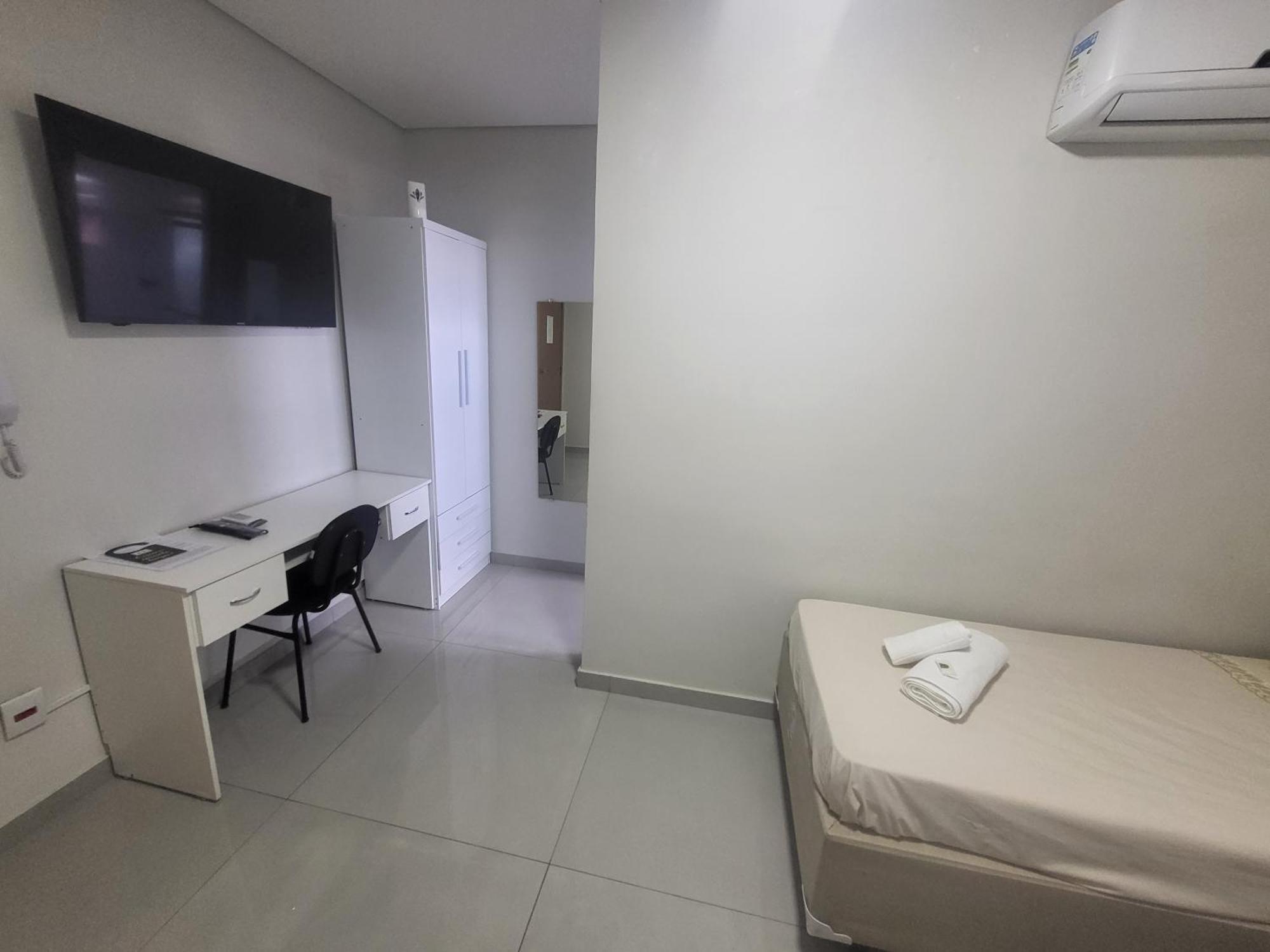 Hotel Avelar Ribeirao das Neves Bagian luar foto