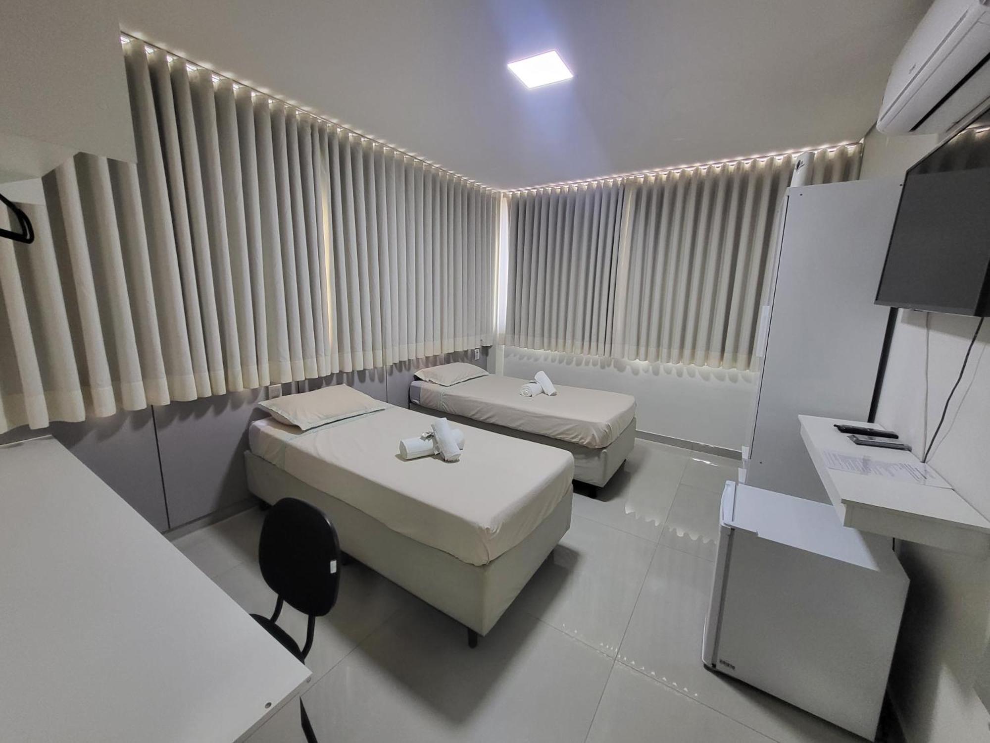 Hotel Avelar Ribeirao das Neves Bagian luar foto